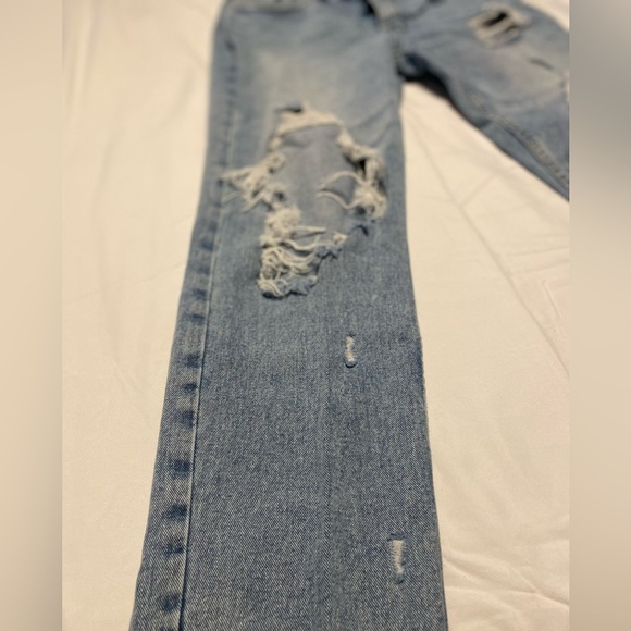 Aeropostale | Boyfriend Jean pants - distressed - size 6 - 100% cotton - Picture 4 of 9
